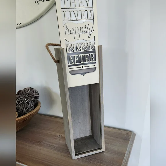 Decorative Wedding Wine Bottle Box – Demdaco Wooden Lanern Keepsake marriage💍🍷 - Picture 9 of 16